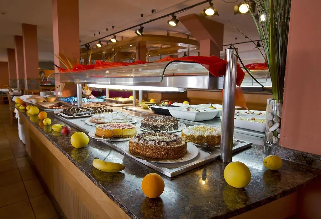 Cala D´Or Hotel Club Es Talaial شقة فندقية Cala D´Or